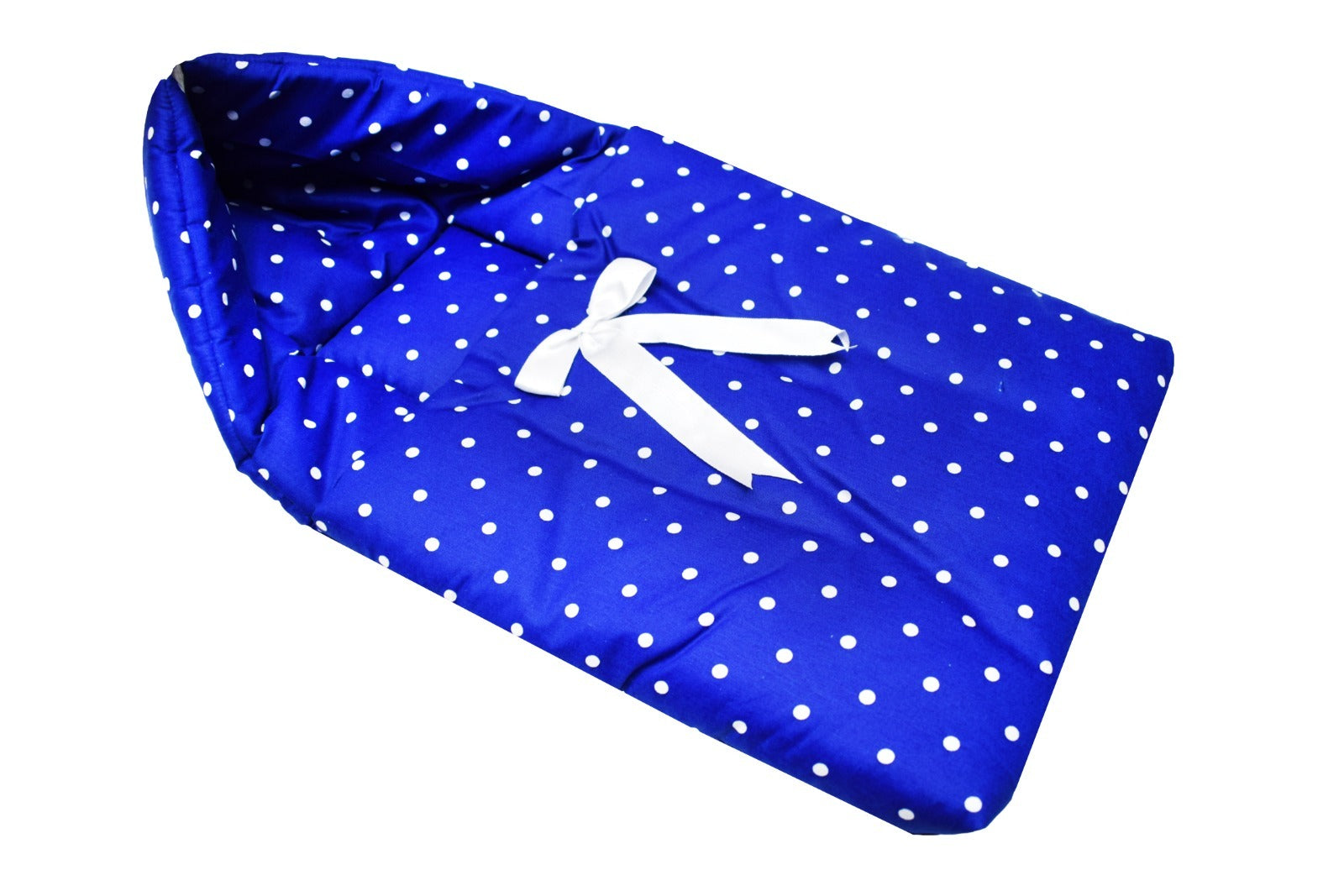 Polka dot Hood Carry Nest