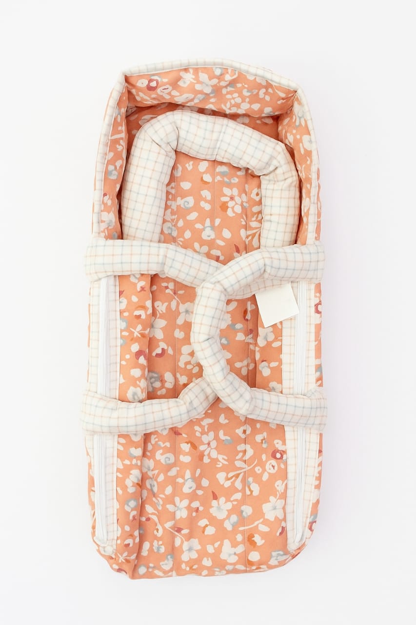 dark pink Carry Crib